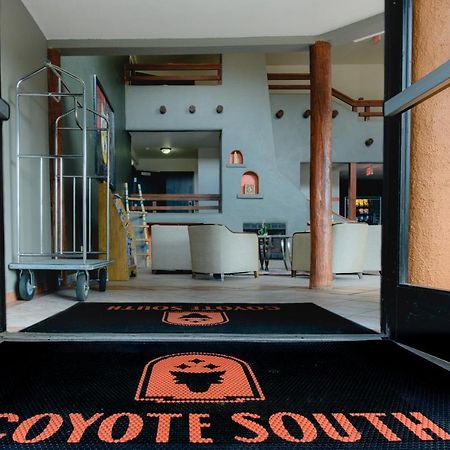 Hotel Coyote South Santa Fe Esterno foto