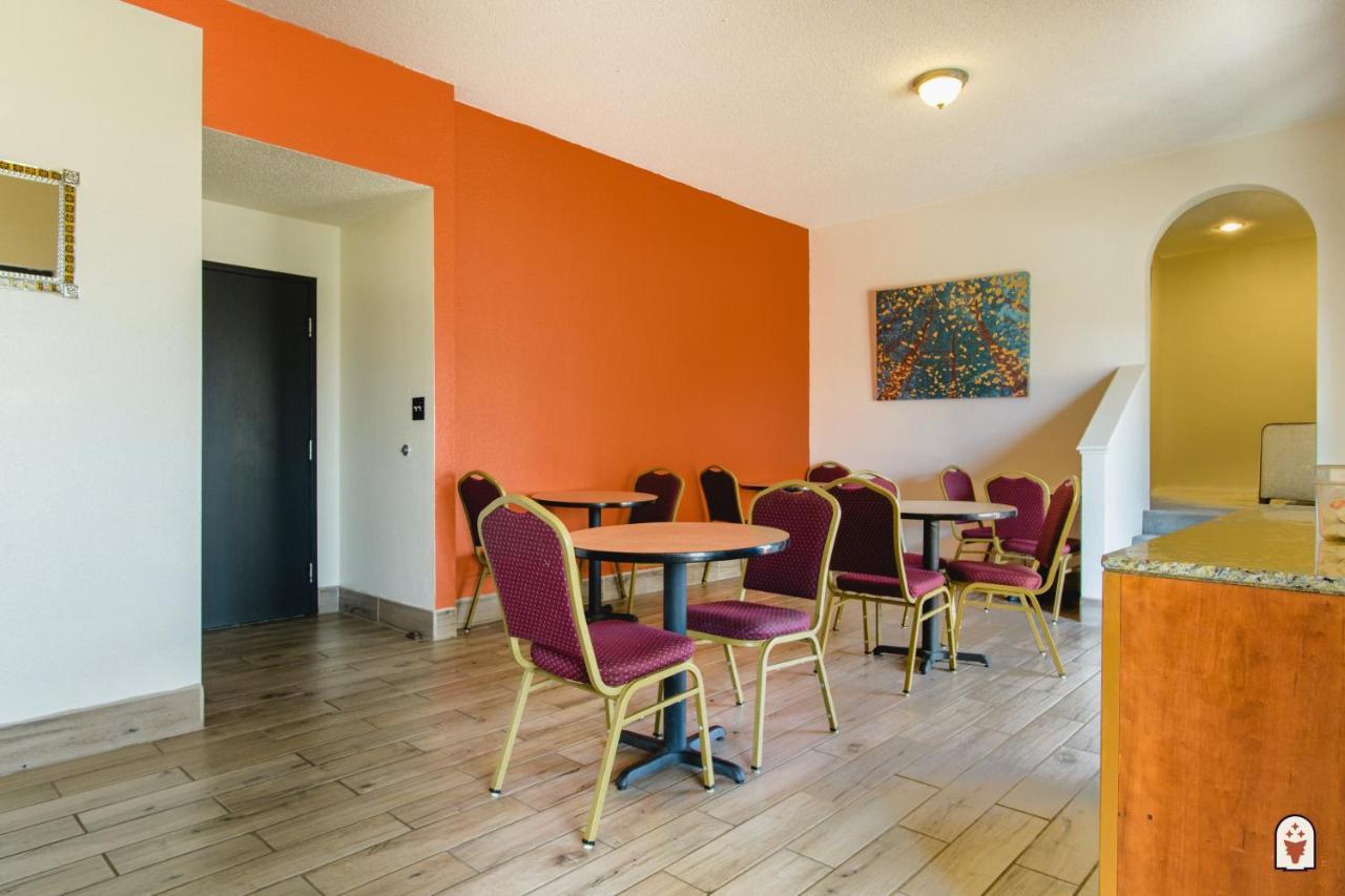 Hotel Coyote South Santa Fe Esterno foto