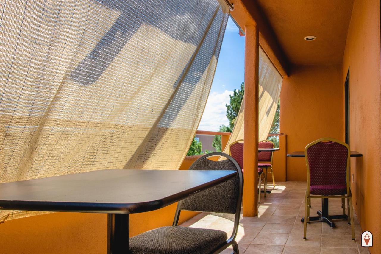 Hotel Coyote South Santa Fe Esterno foto