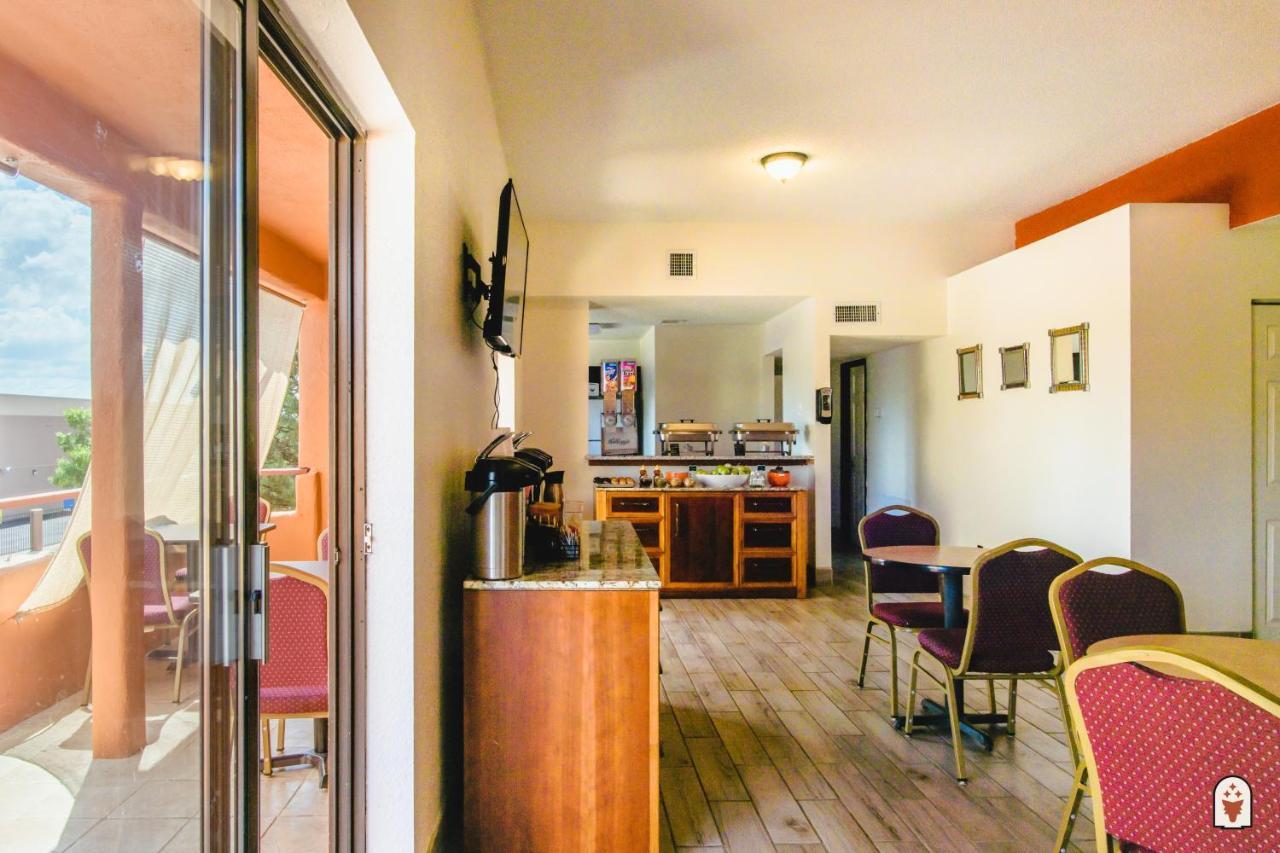 Hotel Coyote South Santa Fe Esterno foto