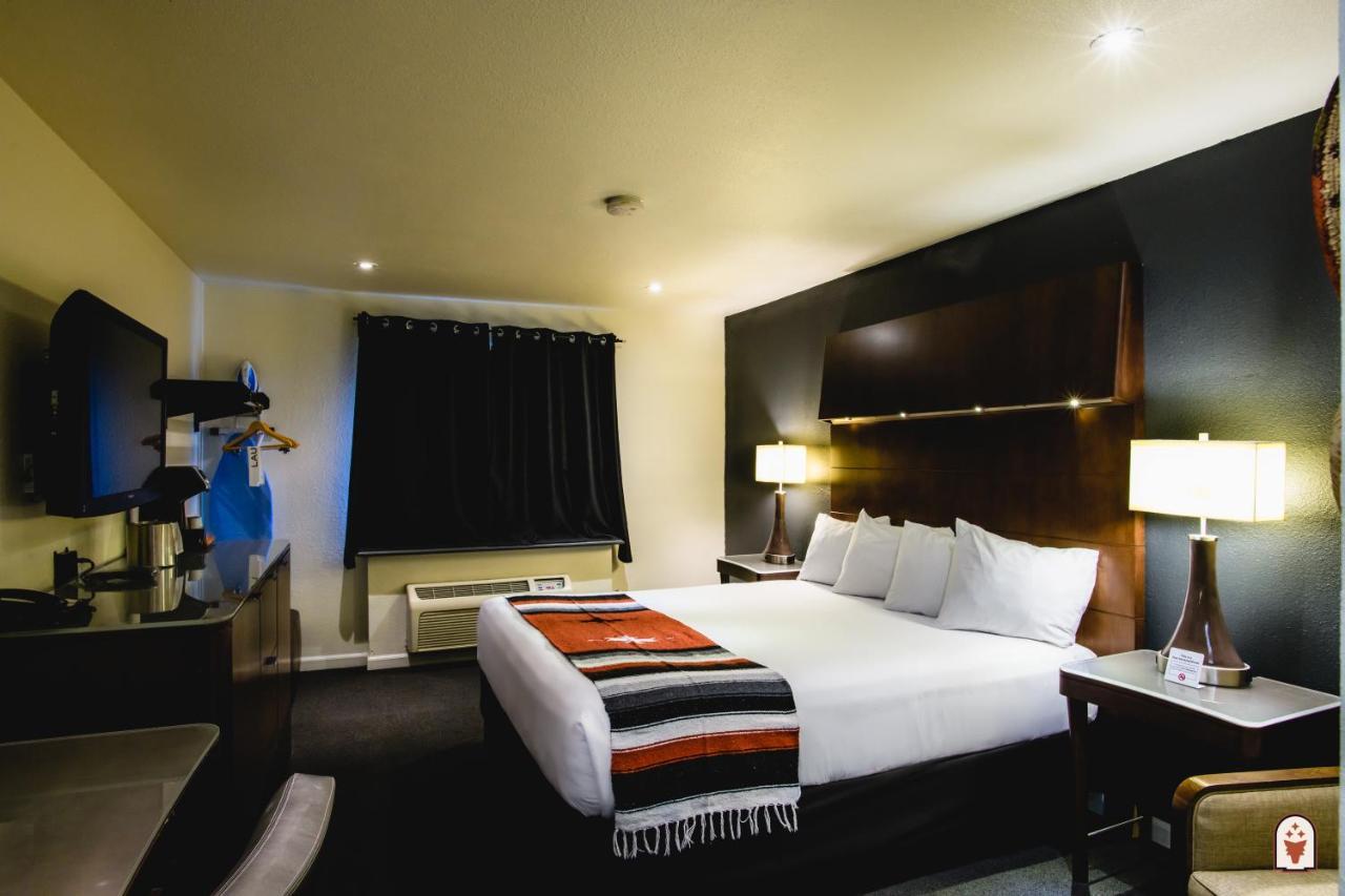 Hotel Coyote South Santa Fe Esterno foto